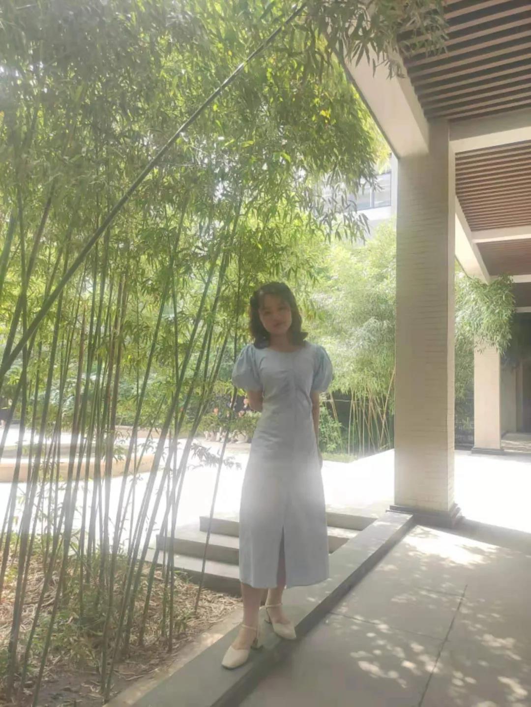 马克思主义学院研究生 张雅楠